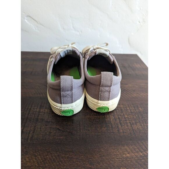 Cariuma Grey Canvas Low Top Sneaker Shoes - Size 6.5 - Picture 5 of 9